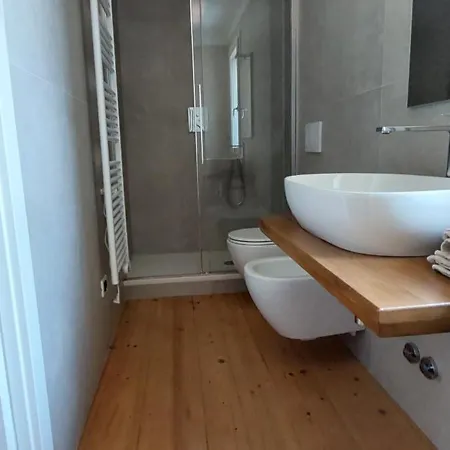 La Casa Nel Oda ve Kahvaltı Montereale Valcellina